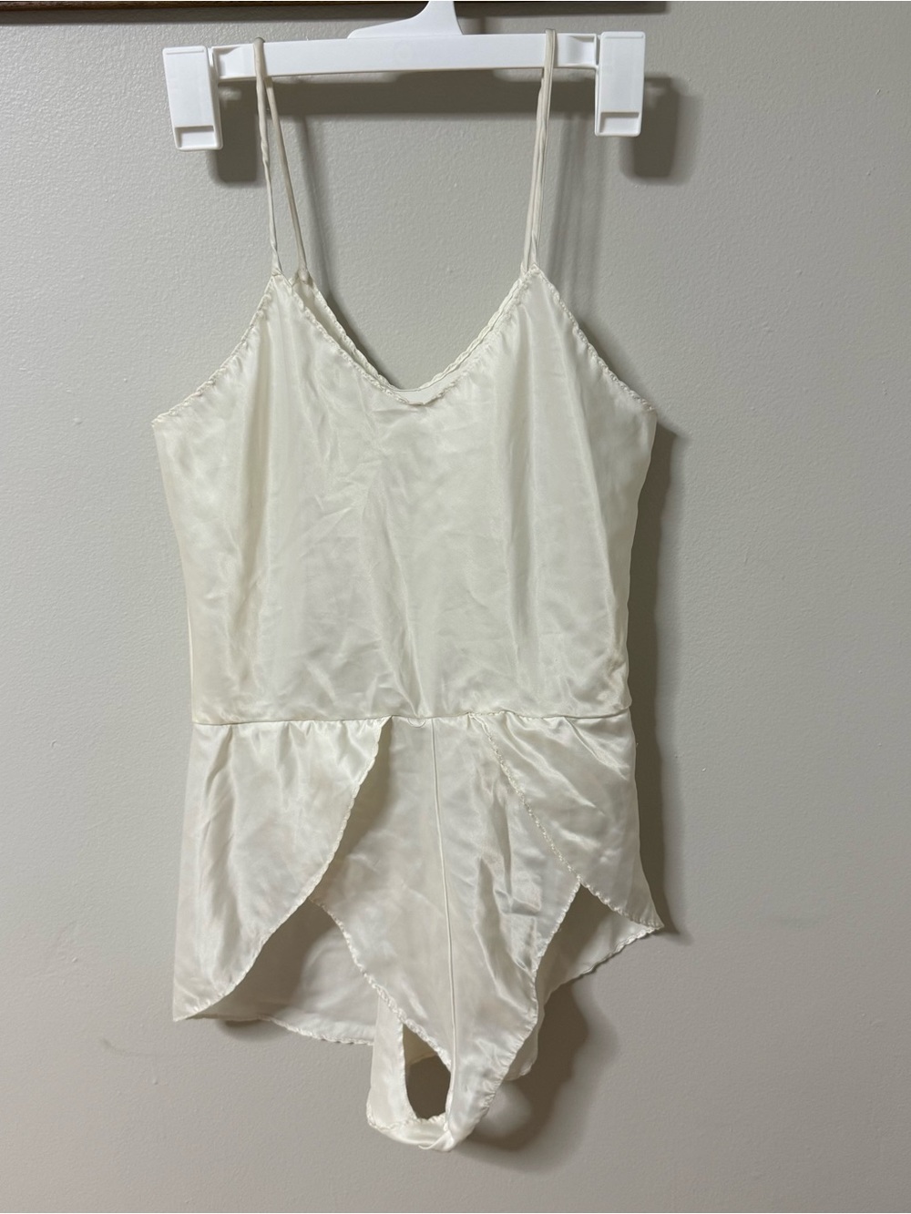 VINTAGE FARR WEST TEDDY SMALL Silk Feel Nighty Pajama Romper Ivory Strappy Sexy